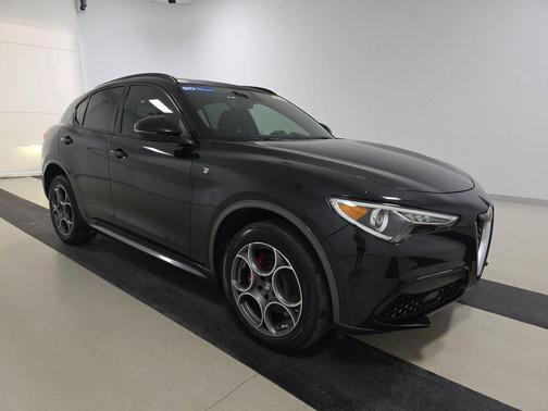 2022 Alfa Romeo Stelvio Ti