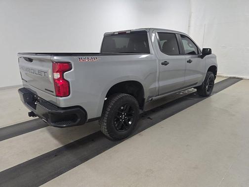 Sterling Gray Metallic 2024 Chevrolet Silverado 1500 4WD Crew Cab 147" Custom Trail Boss