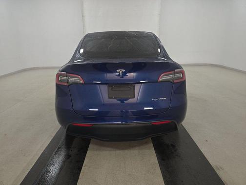 Deep Blue Metallic 2021 Tesla Model Y Long Range AWD
