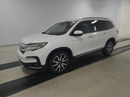 2021 Honda Pilot Touring 8-Passenger