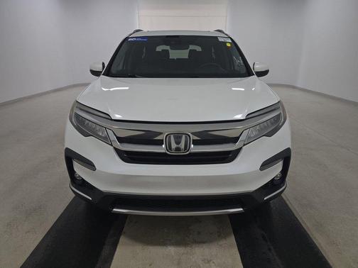 2021 Honda Pilot Touring 8-Passenger