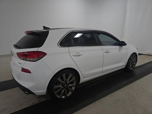 2018 Hyundai Elantra GT Sport