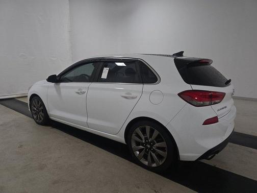 2018 Hyundai Elantra GT Sport