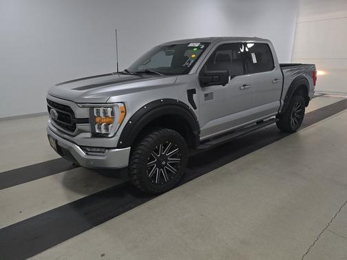 Iconic Silver Metallic 2021 Ford F-150 XLT 4WD SuperCrew 5.5' Box