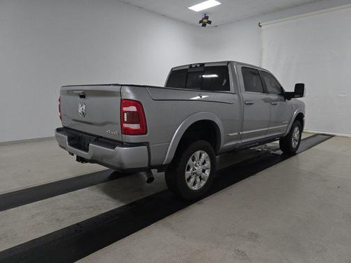 Billet Silver Metallic Clearcoat 2023 RAM 2500 Limited 4x4 Crew Cab 6'4" Box
