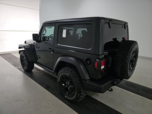 Black Clearcoat 2021 Jeep Wrangler Willys 4x4
