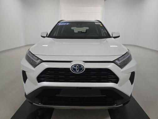 2024 Toyota RAV4 Hybrid SE