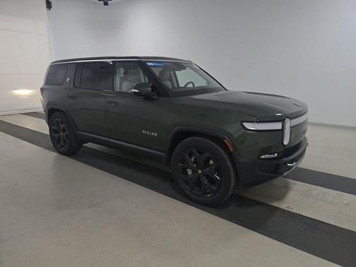 2024 Rivian R1S ADVENTURE 4 DOOR SUV ELECTRIC