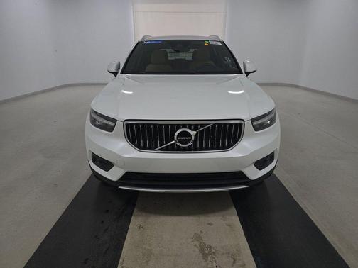2022 Volvo XC40 T5 Inscription