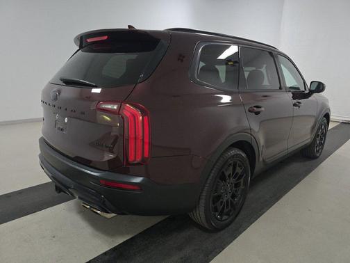 Sangria 2021 Kia Telluride SX AWD
