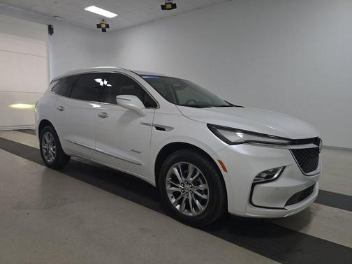 2023 Buick Enclave Avenir FWD