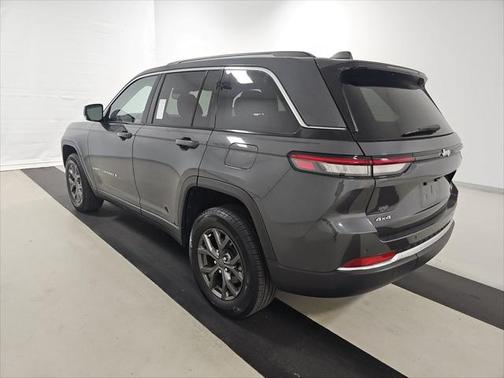 2022 Jeep Grand Cherokee Limited X