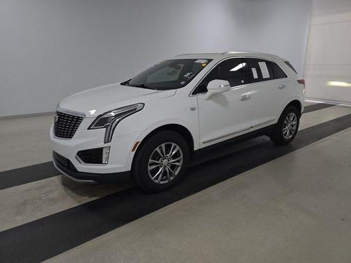 Crystal White Tricoat 2022 Cadillac XT5 FWD 4dr Premium Luxury