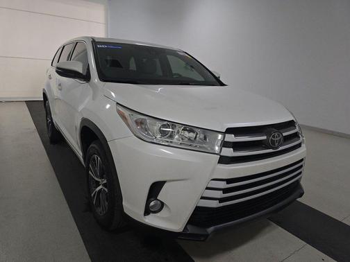 2018 Toyota Highlander LE Plus