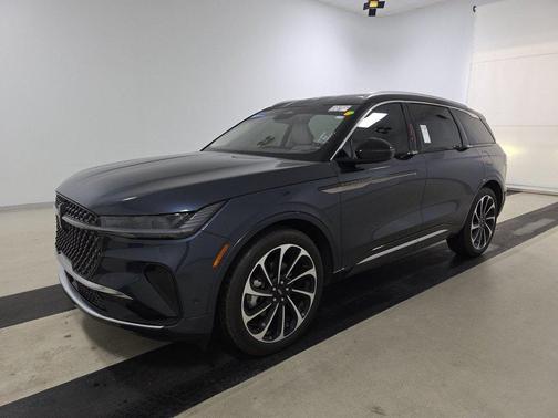 2024 Lincoln Nautilus Black Label