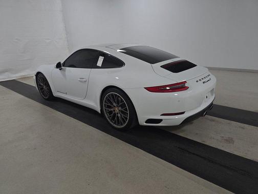 Carrara White Metallic 2017 Porsche 911 Carrera S Coupe