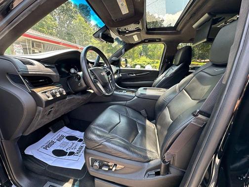 2017 Cadillac Escalade ESV Sport Platinum