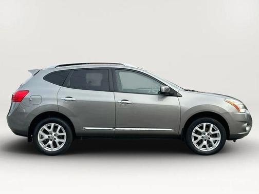 2012 Nissan Rogue SV w/SL Pkg