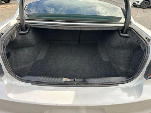 2013 Dodge Charger SXT