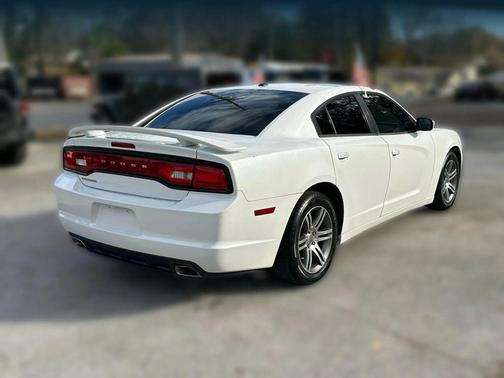 2013 Dodge Charger SXT