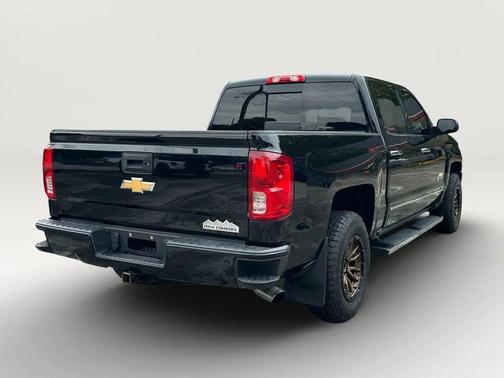2017 Chevrolet Silverado 1500 High Country