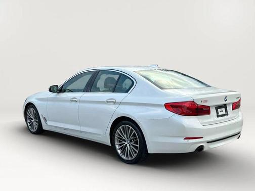 2018 BMW 530 530i Sedan 4D