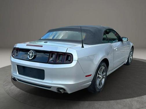 2014 Ford Mustang V6 Premium