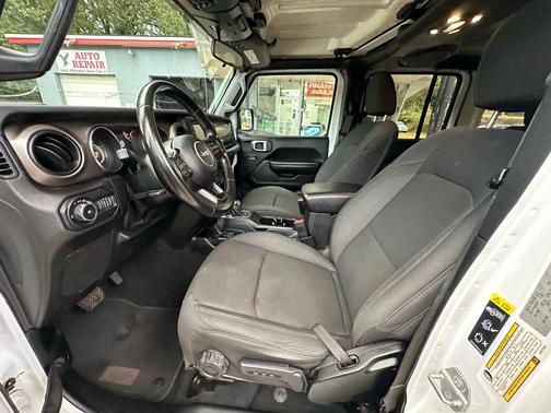 2020 Jeep Wrangler Unlimited Sport