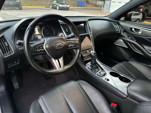 2017 INFINITI Q60 3.0T Premium