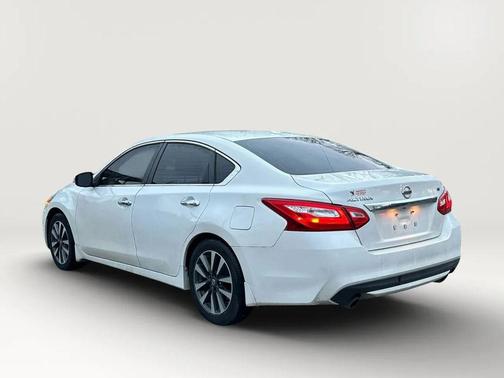 2016 Nissan Altima 2.5 SV