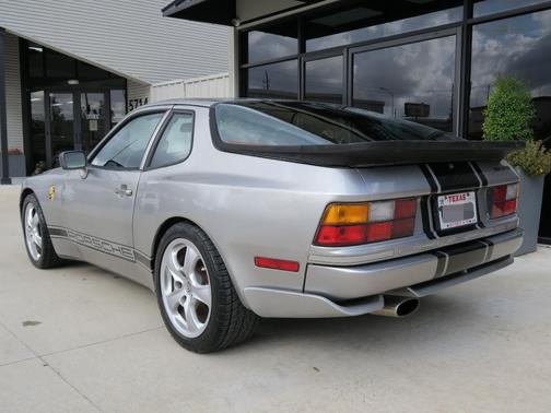 1988 Porsche 944 2dr Coupe 5-Spd