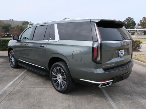 2023 Cadillac Escalade ESV Premium Luxury