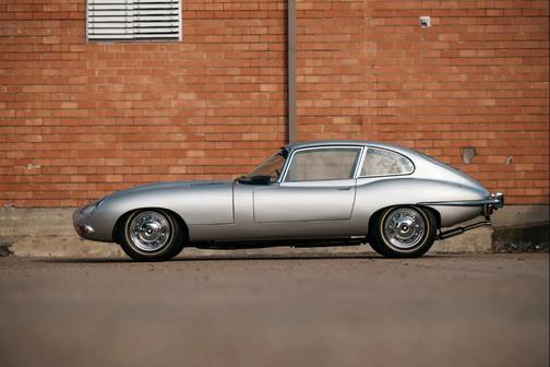 1969 Jaguar XKE Base