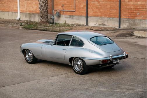 1969 Jaguar XKE Base