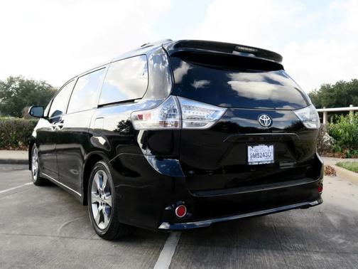 2014 Toyota Sienna SE