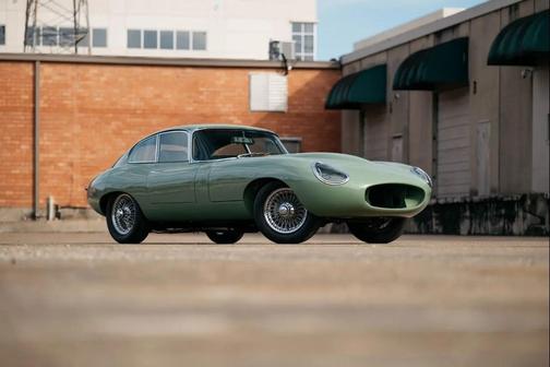 1971 Jaguar XKE Base