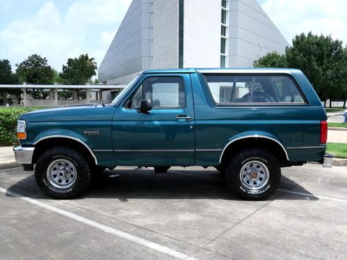 1996 Ford Bronco XL