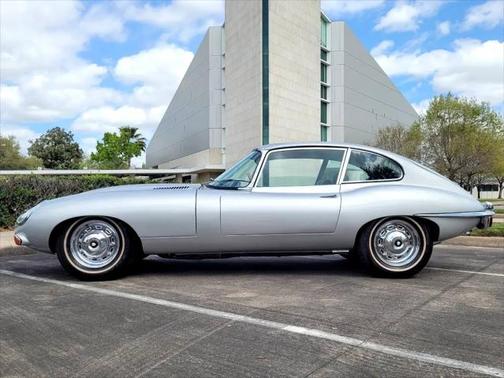 1969 Jaguar XKE Base
