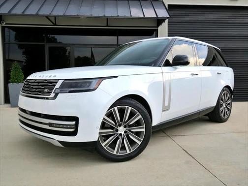 2025 Land Rover Range Rover P550e Autobiography