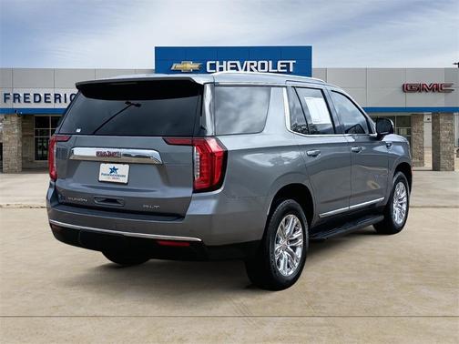 2022 GMC Yukon SLT