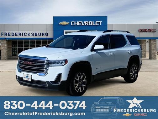 2023 GMC Acadia SLT