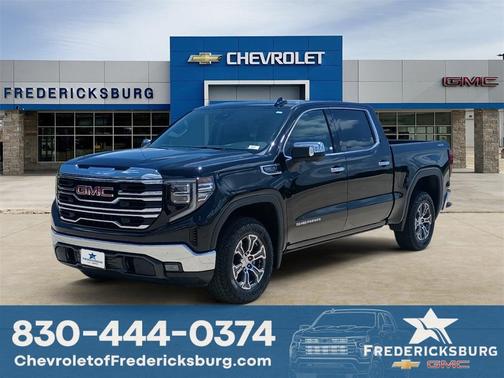 2024 GMC Sierra 1500 SLT