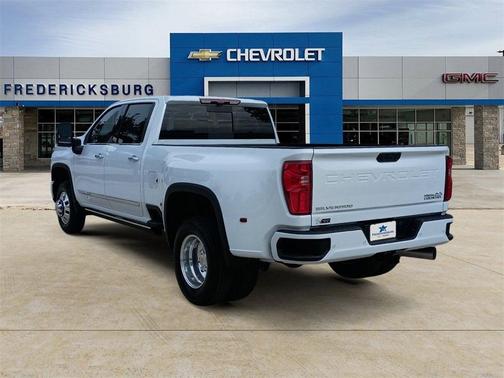 2026 Chevrolet Silverado 3500 High Country