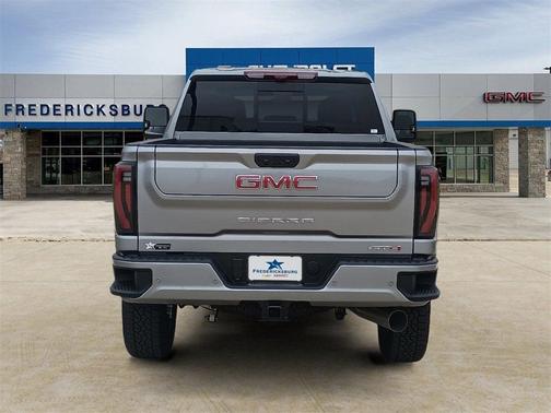 2026 GMC Sierra 2500 AT4