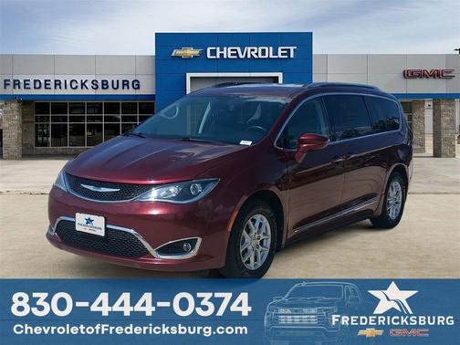 2020 Chrysler Pacifica Touring-L