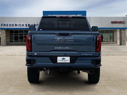 2025 GMC Sierra 2500 Denali Ultimate