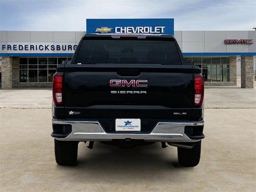 2025 GMC Sierra 1500 SLE