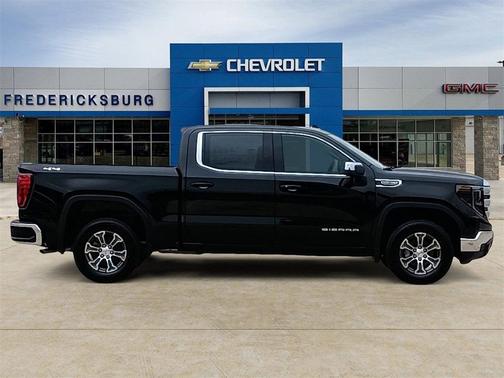 2025 GMC Sierra 1500 SLE