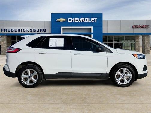 2021 Ford Edge SE