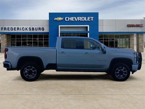 2022 Chevrolet Silverado 3500 High Country